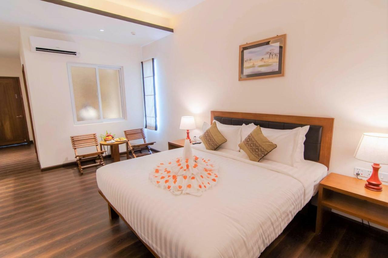 Hotel The Haven Mandalay Exterior photo