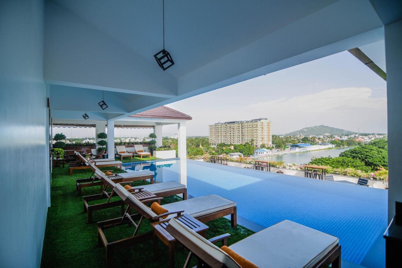 Hotel The Haven Mandalay Exterior photo